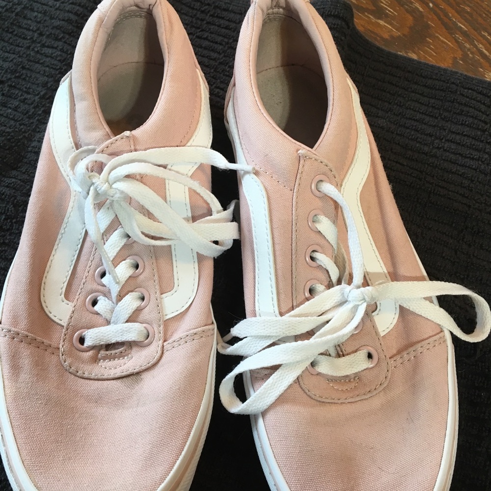 Vans women’s sneakers